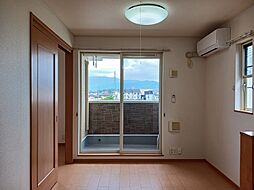 アプローズＫ 201 2階2DKのリビング/ダイニング