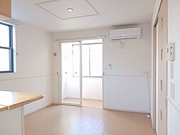 サニーテラス 105 1階1LDKのリビング/ダイニング