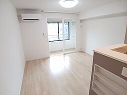 ラ・メール 204 2階1LDKのリビング/ダイニング