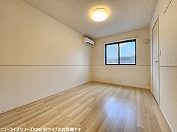 アリス・ＹＢ 102 1階1LDKのリビング/ダイニング