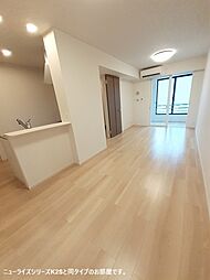 グランソレイユ城山 102 1階1LDKのリビング/ダイニング