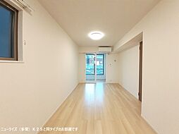 プラウド四屋　II 105 1階1LDKのリビング/ダイニング