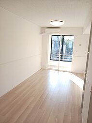 クレストールポート　II 103 1階1LDKのリビング/ダイニング