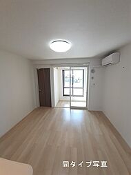 カインドハウスIII 104 1階1LDKのリビング/ダイニング