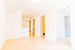 ヴィラアミング　II 102 1階1LDKのリビング/ダイニング