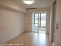 ライツ・レーベン見附Ｂ 102 1階1LDKのリビング/ダイニング