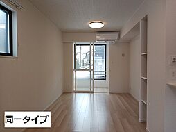 パートナー　II 105 1階1LDKのリビング/ダイニング