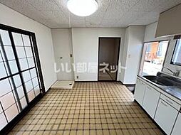 グランドビラやまもとB 102 1階3DKのリビング/ダイニング