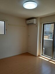 エーデル・アベニュー 101 1階ワンルームのリビング/ダイニング