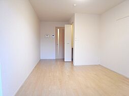 パティオ・デ・マルタ 106 1階1Kのリビング/ダイニング