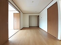 ヒルシュハウスＢ 102 1階2LDKのリビング/ダイニング