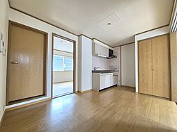 ヒルシュハウスＡ 103 1階2DKのリビング/ダイニング