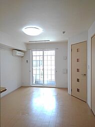 グランツ 102 1階ワンルームのリビング/ダイニング