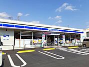 【コンビニエンスストア】ローソン三原宮浦大通り店まで400ｍ