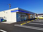 【コンビニエンスストア】ローソン新涯町5丁目店まで850ｍ