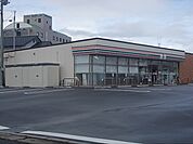 【コンビニエンスストア】セブンイレブン　唐津中央店まで750ｍ