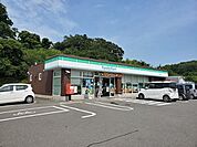【コンビニエンスストア】ファミリーマート白石大鷹沢店まで270ｍ