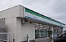周辺：【コンビニエンスストア】ファミリーマート西川旗屋店まで650ｍ