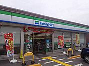 【コンビニエンスストア】ファミリーマート　武佐北店まで450ｍ