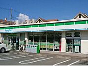 【コンビニエンスストア】ファミリーマート加古川平岡店まで1031ｍ