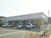 【コンビニエンスストア】セブンイレブン長岡市立劇場前店まで450ｍ