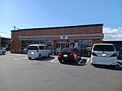 【コンビニエンスストア】セブンイレブン緑東大橋店まで140ｍ
