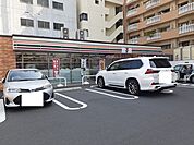 【コンビニエンスストア】セブンイレブン堀江町店まで220ｍ
