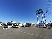 【コンビニエンスストア】ファミリーマート 土佐高岡店まで350ｍ