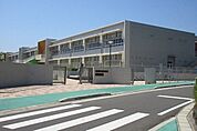 【小学校】大町ひじり学園まで1200ｍ
