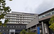 【総合病院】高槻病院まで1600ｍ