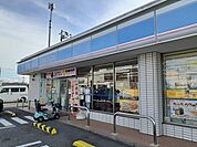 【コンビニエンスストア】ローソン次郎丸店様まで600ｍ