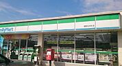 【コンビニエンスストア】ファミリーマート 橿原石川町店まで260ｍ