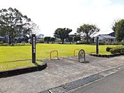 【公園】中妻児童公園まで650ｍ