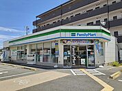 【コンビニエンスストア】ファミリーマート八尾木北六丁目まで340ｍ