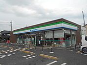 【コンビニエンスストア】ファミリーマート桶川上日出谷店まで470ｍ
