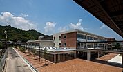 【中学校】大野学園　中学校まで2300ｍ