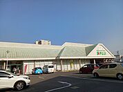 【スーパー】フジ松末店様まで500ｍ