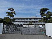 【中学校】岩室中学校まで2300ｍ