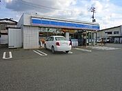 【コンビニエンスストア】ローソン秋田仁井田本町店まで558ｍ