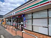 【コンビニエンスストア】セブンイレブン武雄西山店まで202ｍ