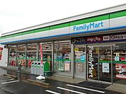 【コンビニエンスストア】ファミリーマート佐久一本柳店まで160ｍ