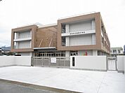 【小学校】勝間小学校まで650ｍ