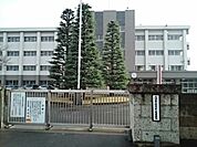 【高校】茨城県立結城第二高等学校まで300ｍ