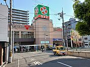【スーパー】ライフ寺田町駅前店まで460ｍ