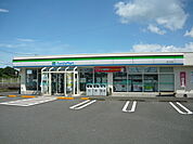 【コンビニエンスストア】ファミリーマート　喜入旧市店まで1400ｍ