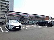 【コンビニエンスストア】セブンイレブン愛敬町店まで290ｍ