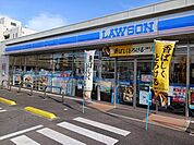 【コンビニエンスストア】ローソン片岡町一丁目店まで550ｍ