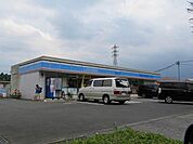 【コンビニエンスストア】ローソン多摩和田店まで700ｍ