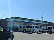 【コンビニエンスストア】ファミリーマート高砂魚橋店まで550ｍ