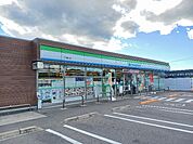 【コンビニエンスストア】ファミリーマート今治阿方店まで500ｍ